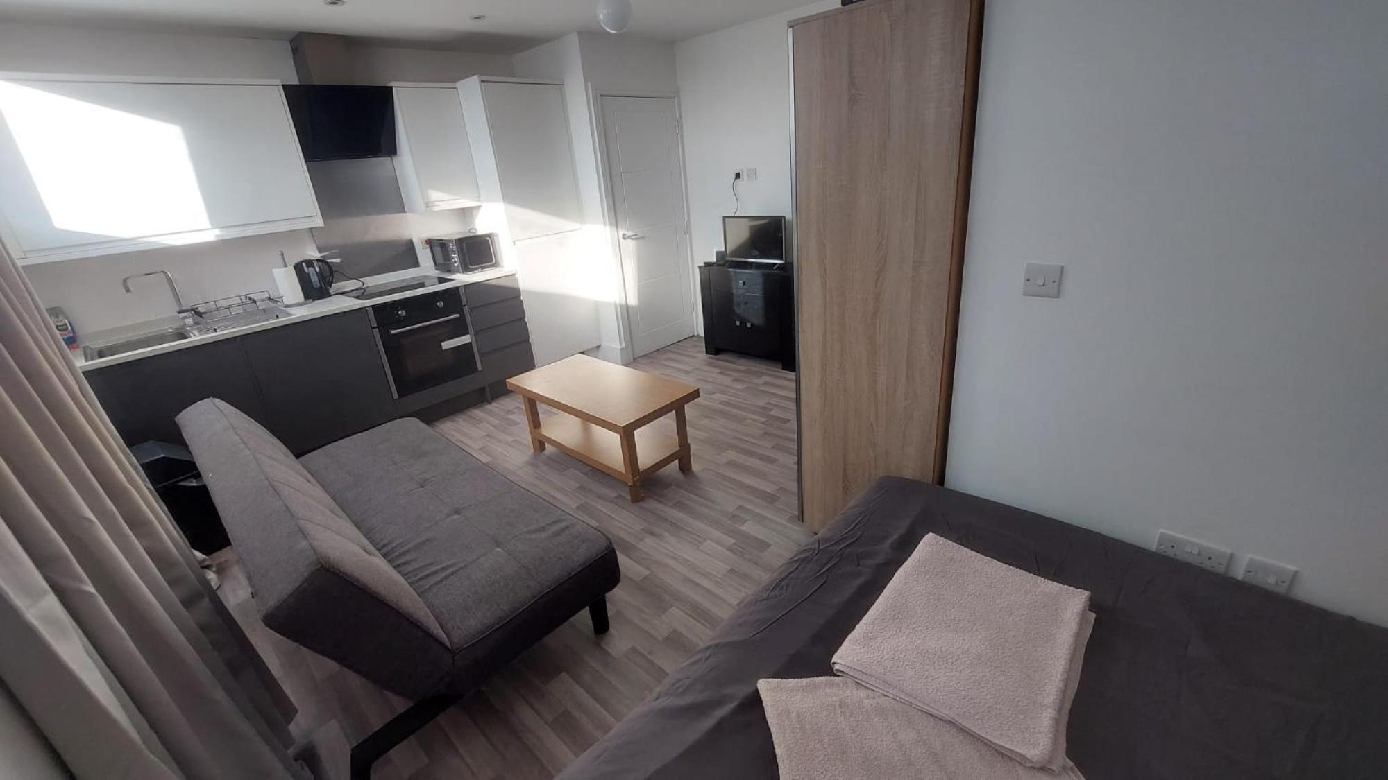 Spacious Studio Maidstone - Redecorated Oct 2023 Extérieur photo