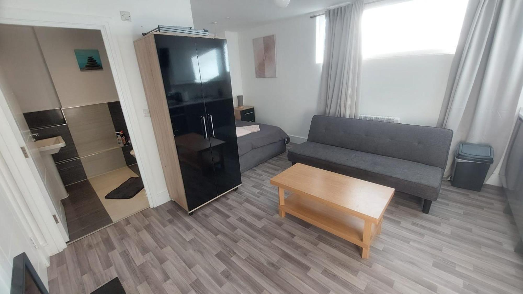 Spacious Studio Maidstone - Redecorated Oct 2023 Extérieur photo